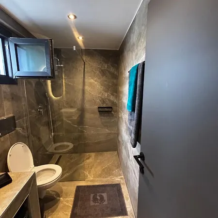 Apartment Epanomi Suites *
